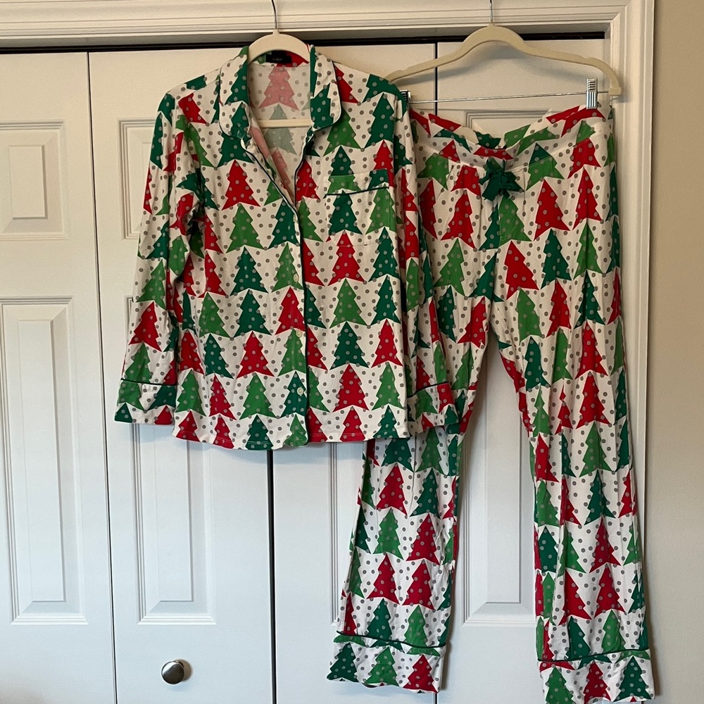 J. Crew Red and Green Tree Print Pajamas - Picture 8 of 11